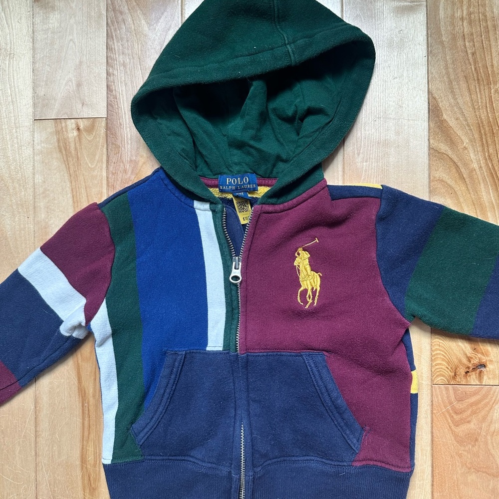 Black Cozy Sweatshirt with Hood